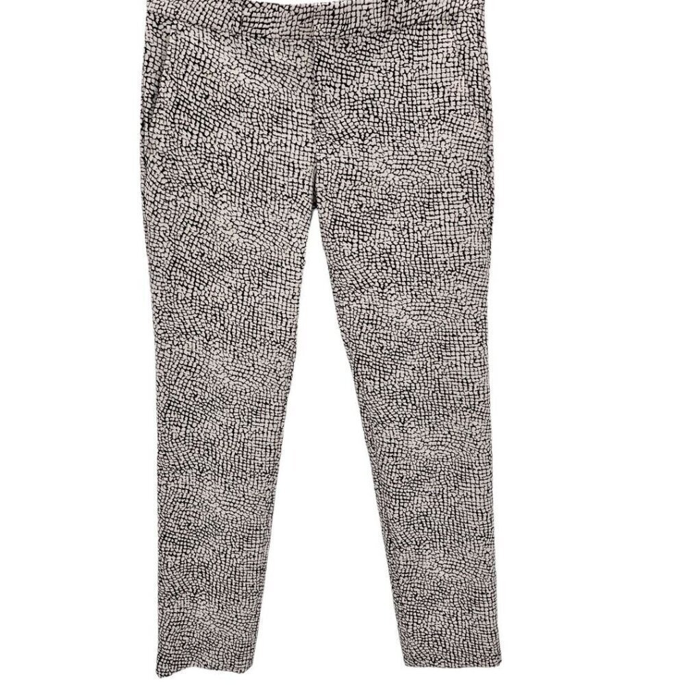 Banana Republic Womens 4 Ryan‎ Pants in Cool Neutral Boa Print